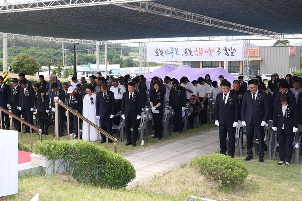 제70회 현충일 추념식, 신안군 전역서 엄숙히 거행 1