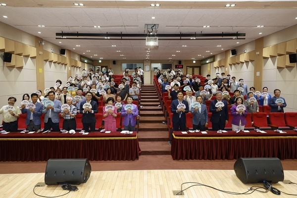 신안군, 기후 위기 대응을 위한 탄소중립 교육 개최..'탄소중립 및 기후 위기 대응을 위한 공직자 역량 강화 나서...' 1