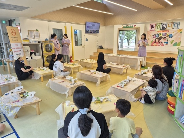 신안군 어린이·사회복지급식관리지원센터, ‘부모 현장 참관 프로그램’ 성료..'자녀 급식 현장 직접 확인으로 건강한 식생활 공감대 형성' 1