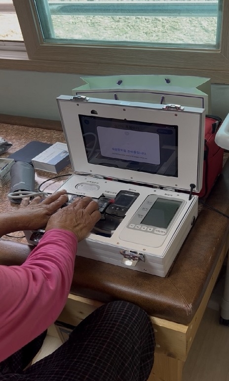 인공지능(AI) 의료기기, 신안군 섬마을 주민의 생명을 구하다..