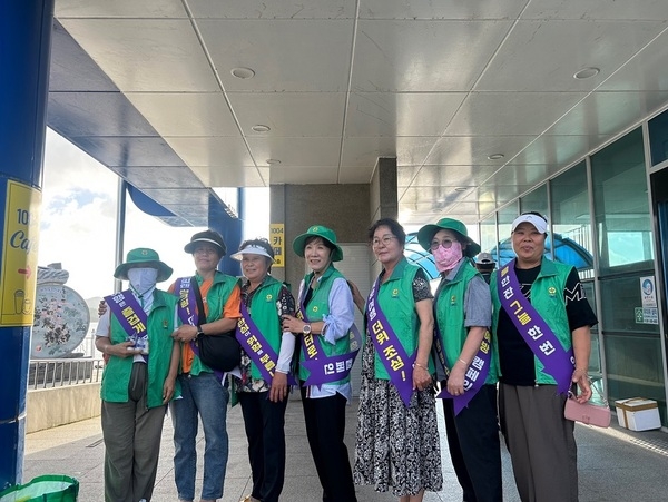 신안군 하의면 여성단체, 폭염 속 ‘시원한 여름나기’ 홍보 활동(캠페인) 전개 2