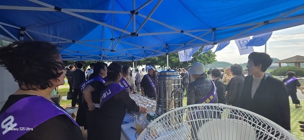 신안군 하의면 여성단체, 폭염 속 ‘시원한 여름나기’ 홍보 활동(캠페인) 전개 1