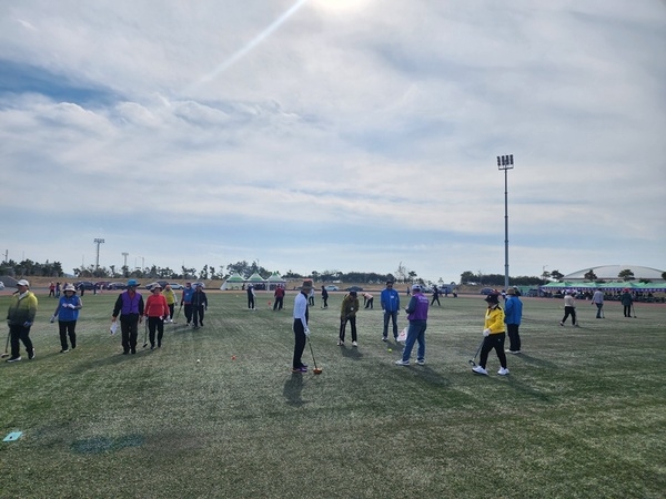 2025 신안군 한마음생활체육대회 개최..'군민 화합과 건강 증진을 위한 생활체육 축제' 2