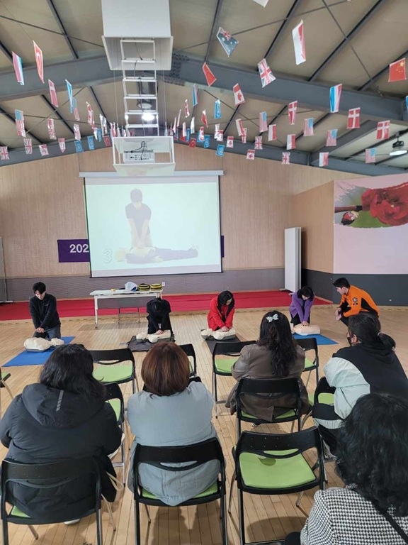 신안군보건소, ‘4분의 기적’ 응급처치 순회 교육 실시..